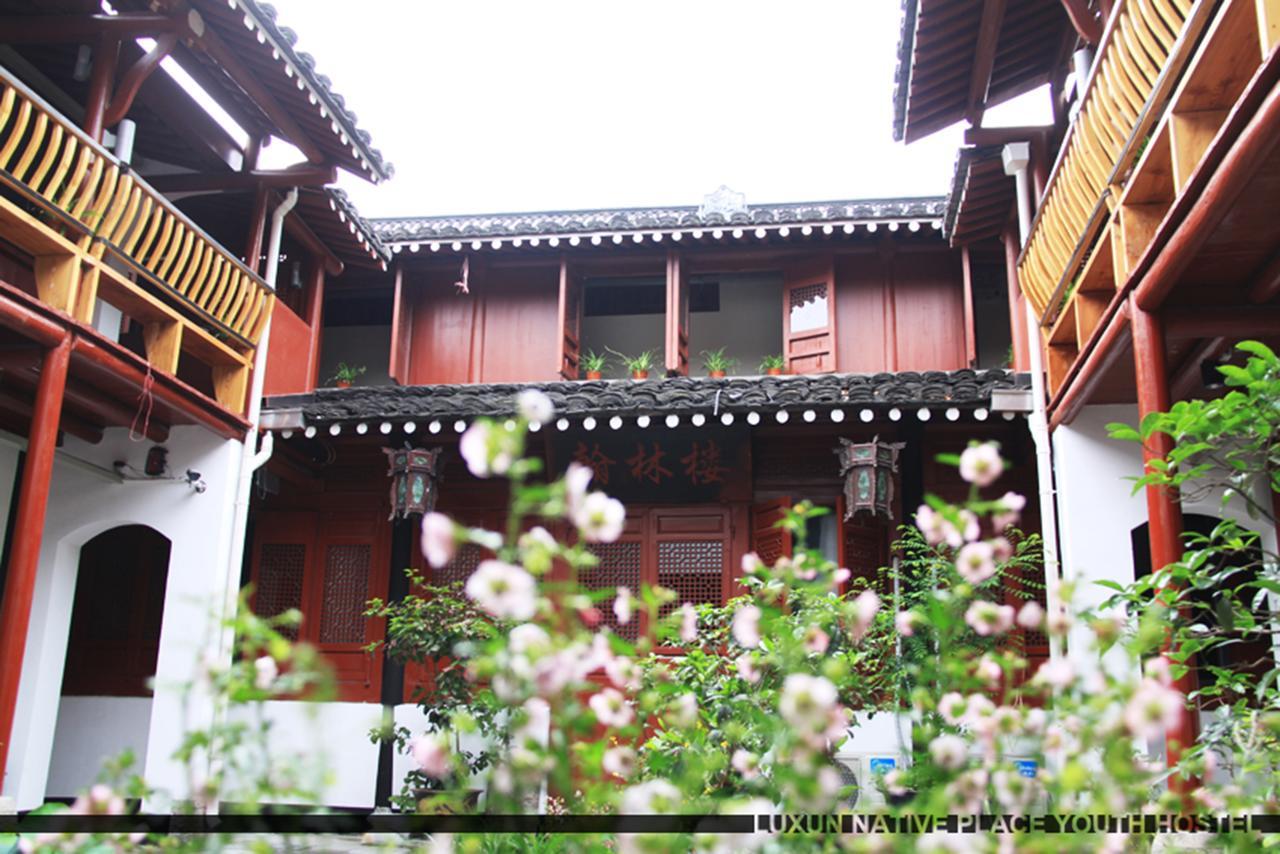 Shaoxing Laotaimen Luxun Native Place Youth Hostel Extérieur photo